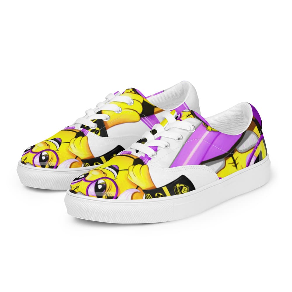 Women’s lace-up canvas shoes